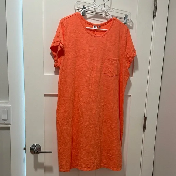 GAP Vibrant Orange Tee XL - Picture 3 of 6
